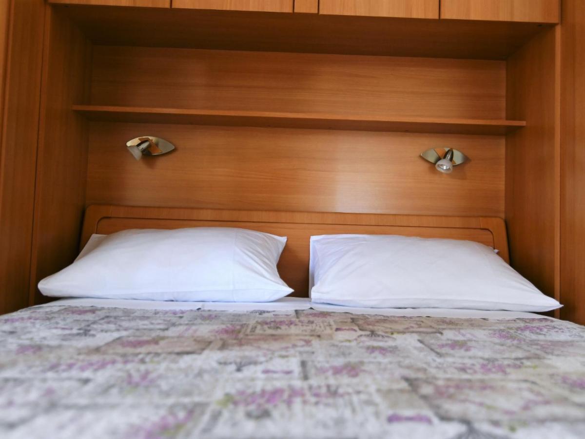 Bed And Breakfast Rooms Valentin Moscenicka Draga Ngoại thất bức ảnh